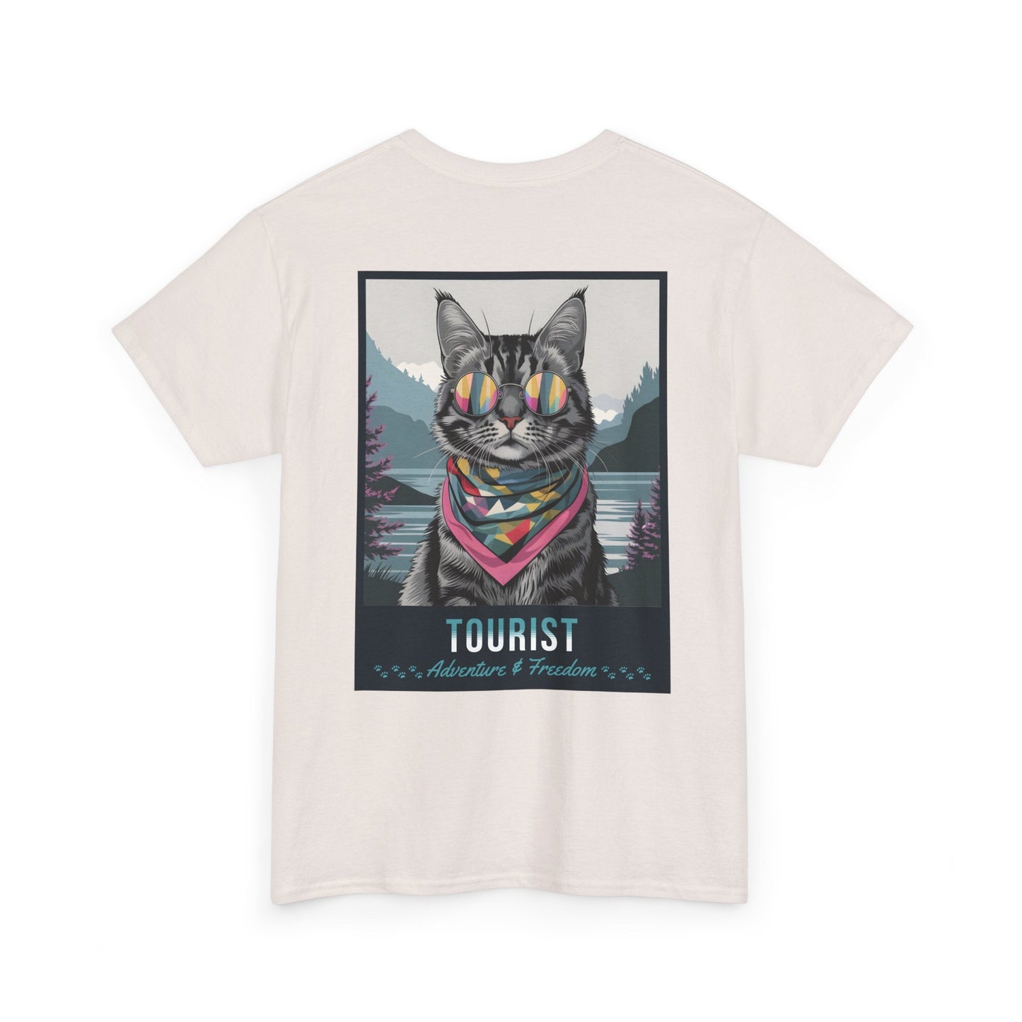 Cat Travelling Japan | Unisex Heavy Cotton Tee