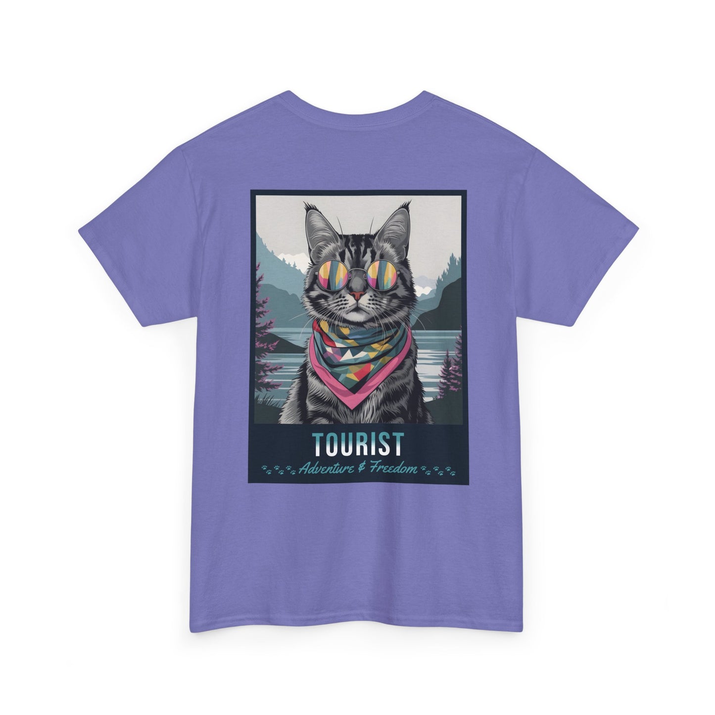 Cat Travelling Japan | Unisex Heavy Cotton Tee